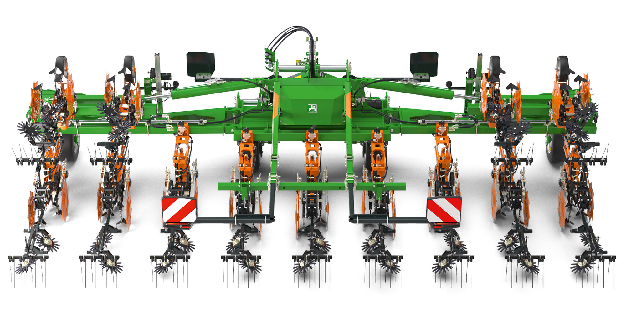 Szerokość roboczą pielnika Venterra VR 4 można zmniejszyć z 9 m do 6 m poprzez złożenie zewnętrznych wysięgników (© AMAZONE: VENTERRA VR4_9m_12x75_S1500_aussen_geklappt_hinten_A180_N30_P50.891_d1_250821_GO.jpg) Durch das Einklappen der äußeren Ausleger kann die Arbeitsbreite der Venterra VR 4 von 9 m Arbeitsbreite auf 6 m Arbeitsbreite reduziert werden