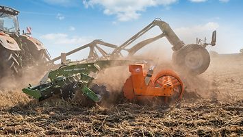 Catros+ 7003-2TS z wałem nożowym i wałem podwójnym