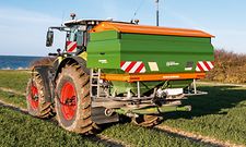 Pojemność 5000 l i ładowność 4500 kg gwarantują maksymalną wydajność powierzchniową ZA-TS 5000
