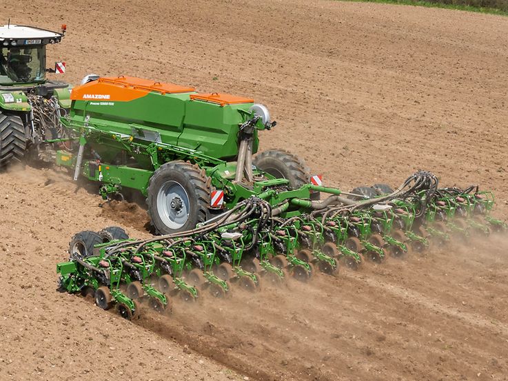 Precea-TCC mit zentralem Saatgutbehälter und Central Seed Supply (1) Precea12000-TCC_Fendt_d0_kw_DJI_0616_d1_240320_CMS
