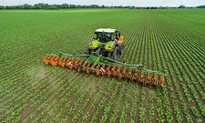 Venterra_VR4_KPP-M_SmartVision_FT-P_Ruebe_Claas_GL_A001C0051_240516_UJG2_d0_241105